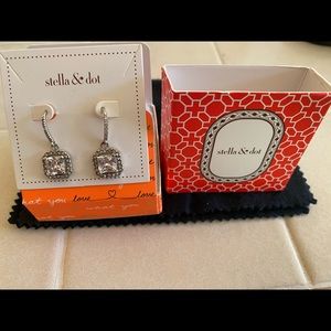 Stella & Dot Deco Drop Earrings